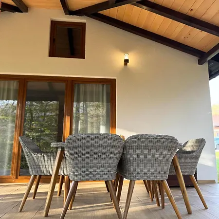 Vikendica Sssuma Holiday home Srbac