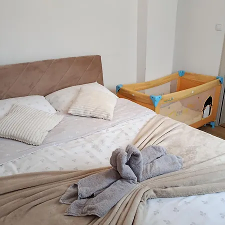 Vikendica Sssuma Vikendica